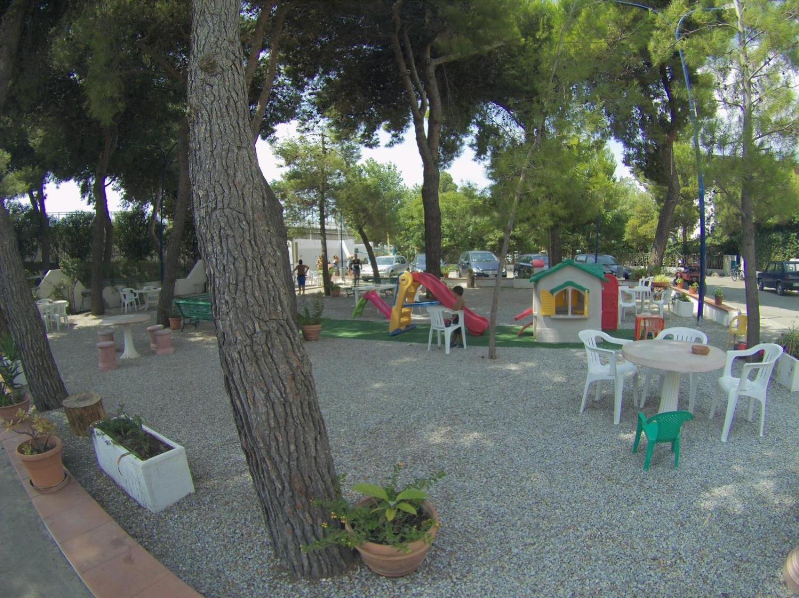 Appartamento In Residence Mareblu نوشيرا تيرينيزي المظهر الخارجي الصورة